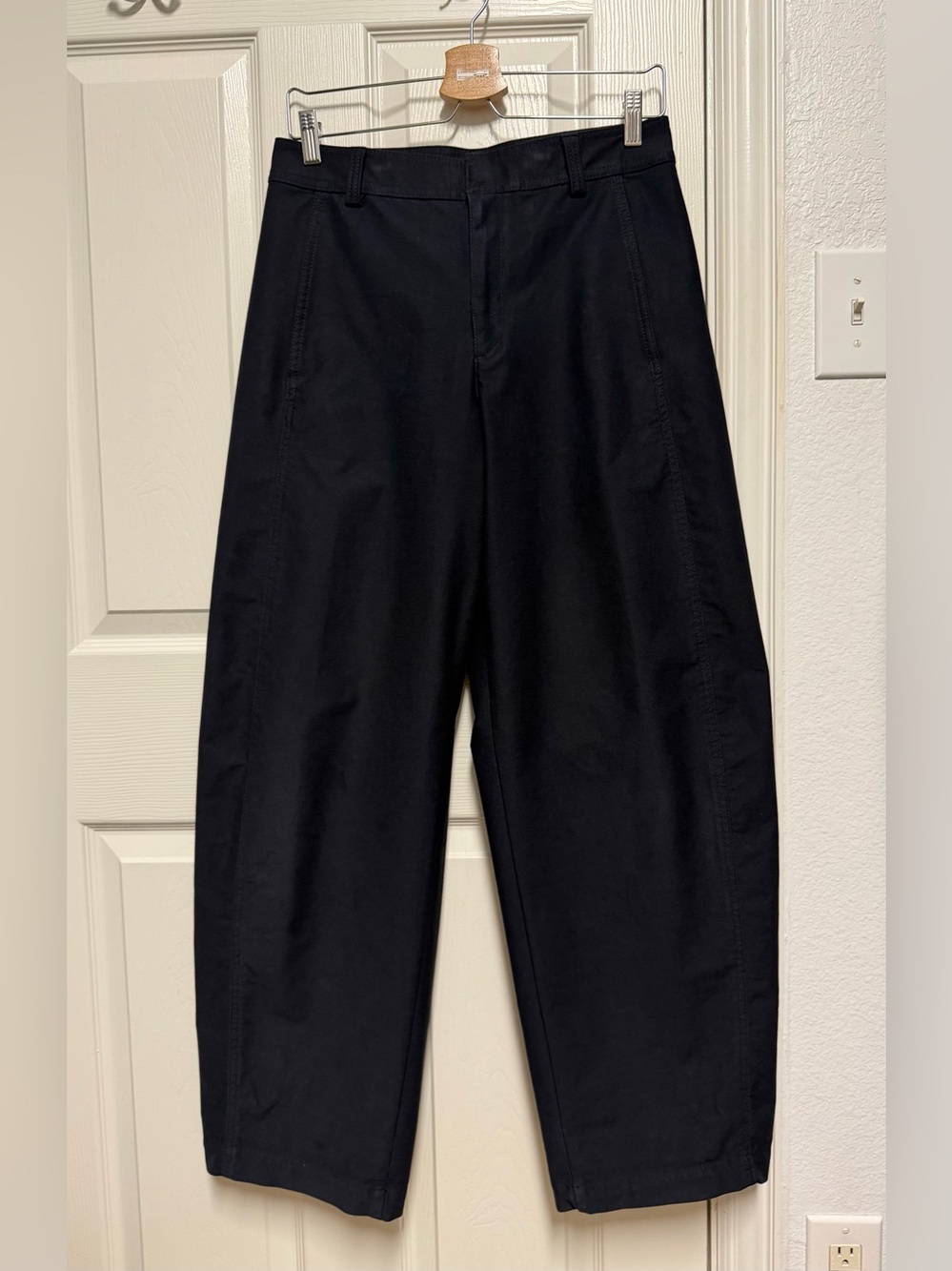 Uniqlo Navy Jersey Barrel Wide-Leg pants, size S, 26-27